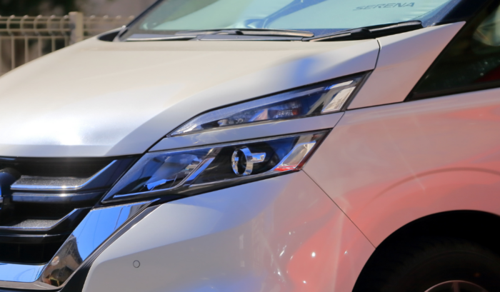 セレナ編】ヘッドライトをLED化したい！適合表・メリット・注意点  