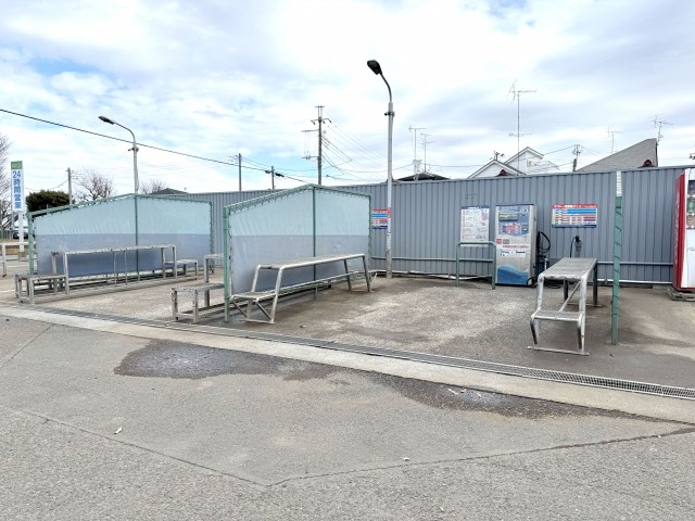 洗車ブースと専用の機械