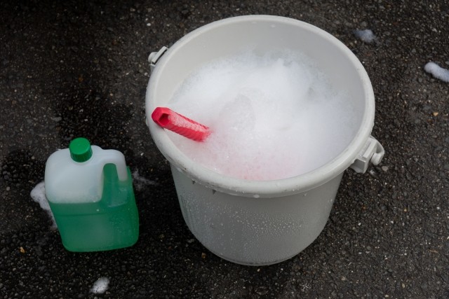 カーシャンプーを泡立てた様子