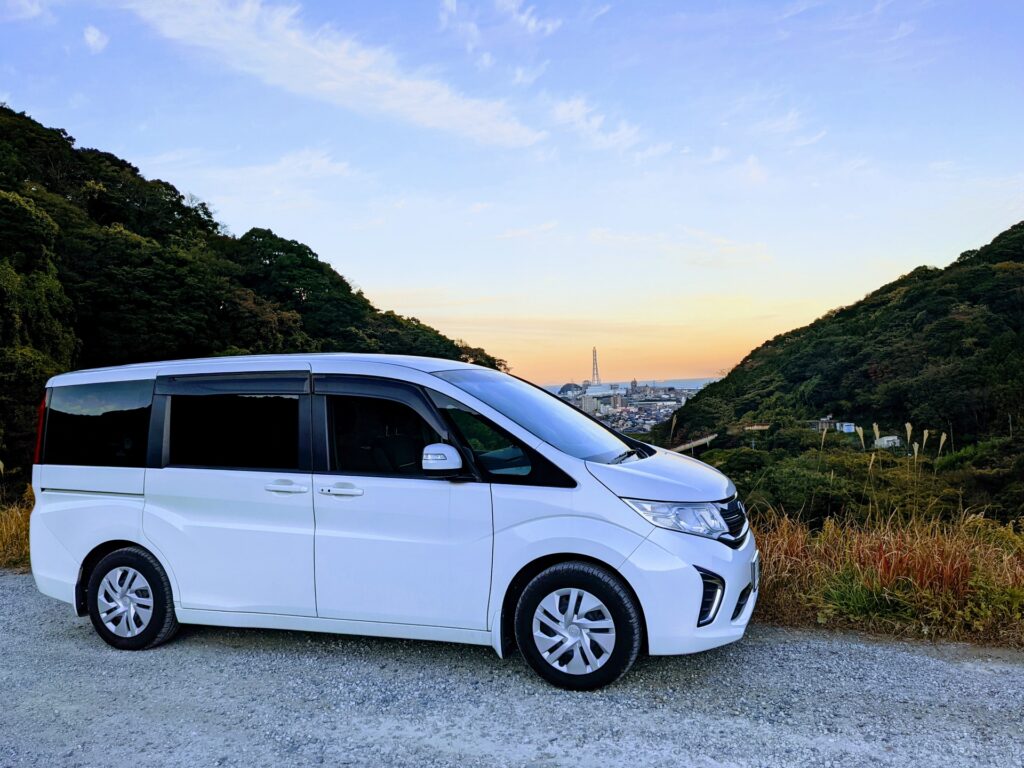 ホンダ・ステップワゴン_車体画像（白）