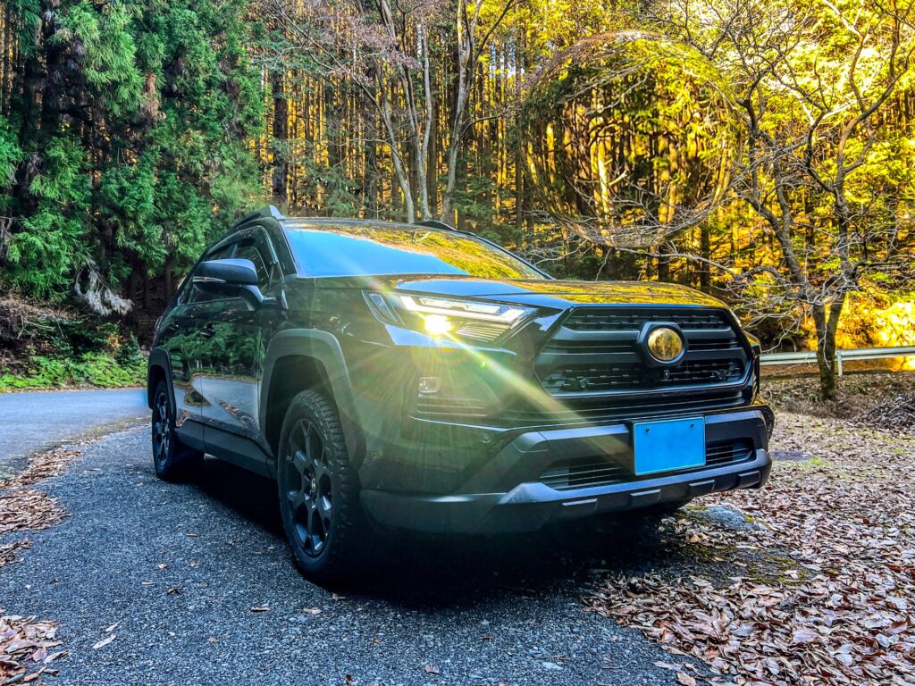 トヨタ・RAV4_車体画像（黒）