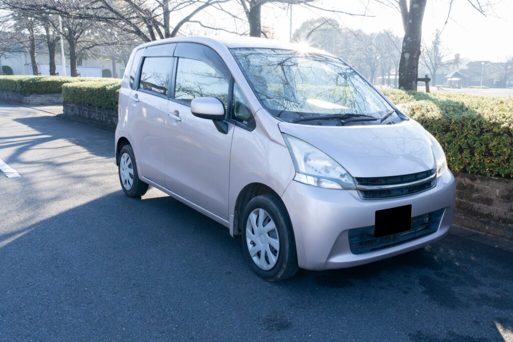 ダイハツ・ムーブ_車体画像（ピンク）