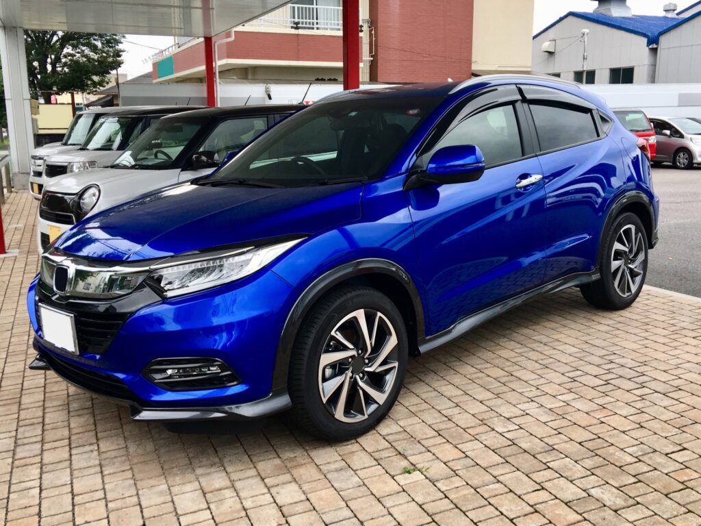 ホンダ・ヴェゼル_車体画像（青）