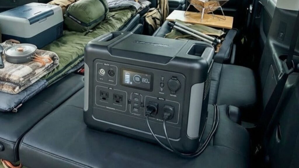 車中泊で使用するポータブル電源の例