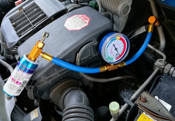 エアコンガス注入のイメージ