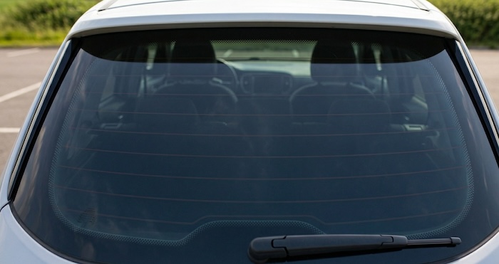 車の暑さ対策に有効な断熱フィルム