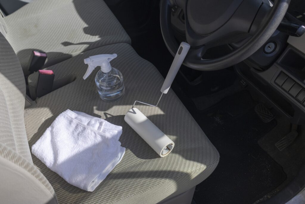 シート掃除道具（専用クリーナー・クロス・粘着クリーナー）