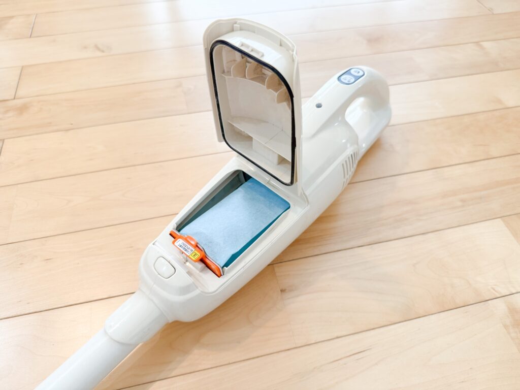 紙パック式ハンディクリーナーのイメージ_白