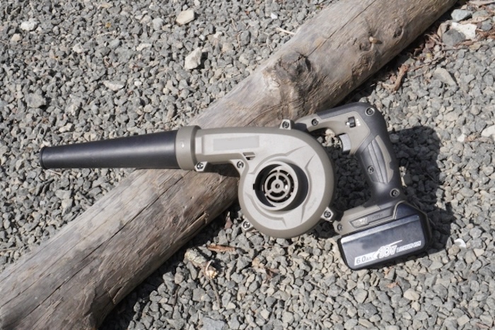 落ち葉用ブロワー