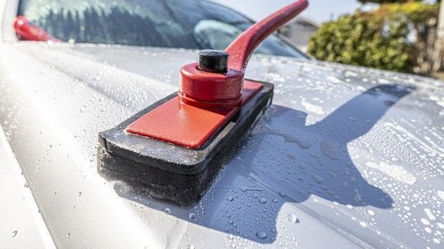 洗車に使用するスポンジのイメージ