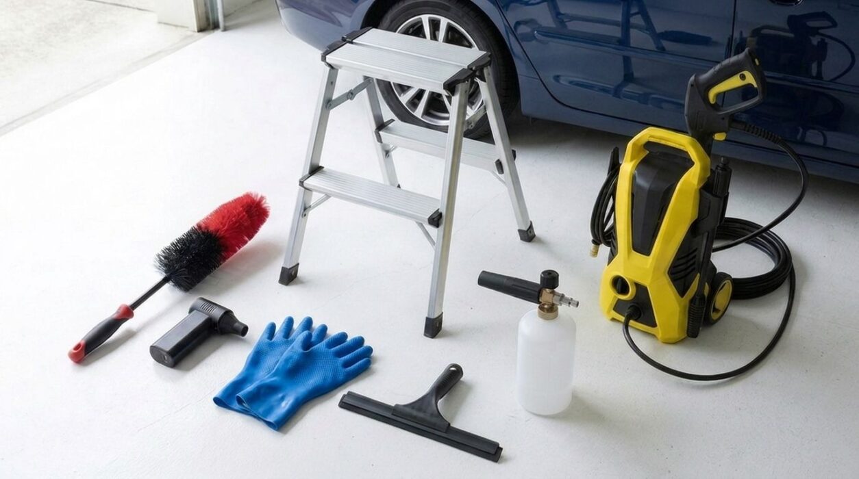 洗車に使用するブロワーなどの便利グッズが並んでいる様子