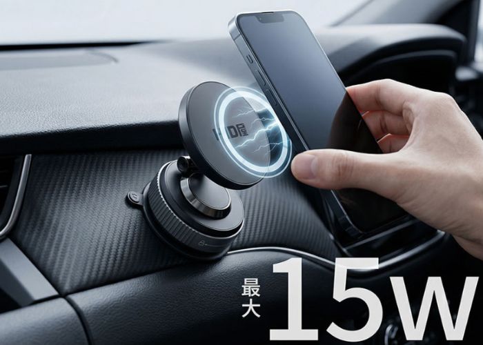 HID屋のマグネット式スマホホルダーでワイヤレス充電をしている写真