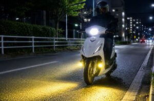 原付（スクーター）にフォグランプを取り付ける方法！メリットや注意点、おすすめ商品も紹介