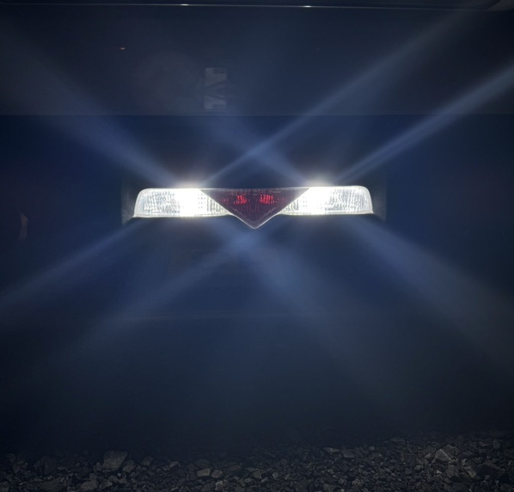 HID屋のLEDバックランプを装着した、はるさんの86